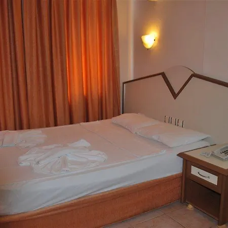 Aparthotel Dreams 2*